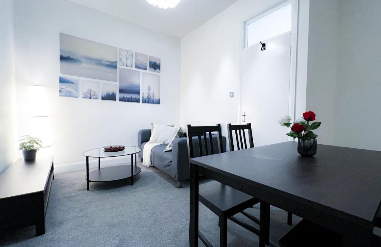 Stylish 3 Bed Flat With Garden Apartment London Ngoại thất bức ảnh