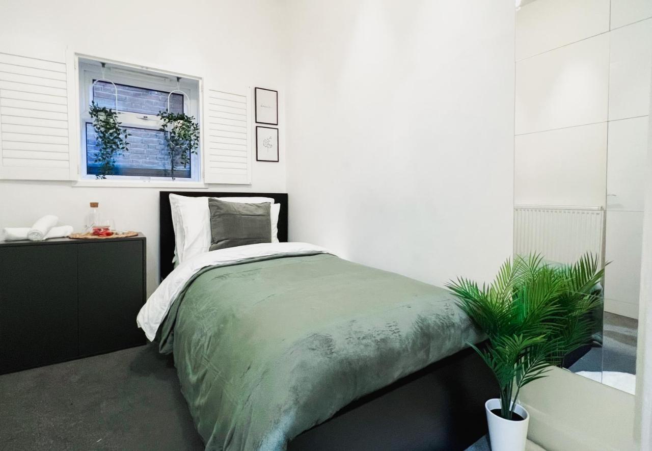 Stylish 3 Bed Flat With Garden Apartment London Ngoại thất bức ảnh